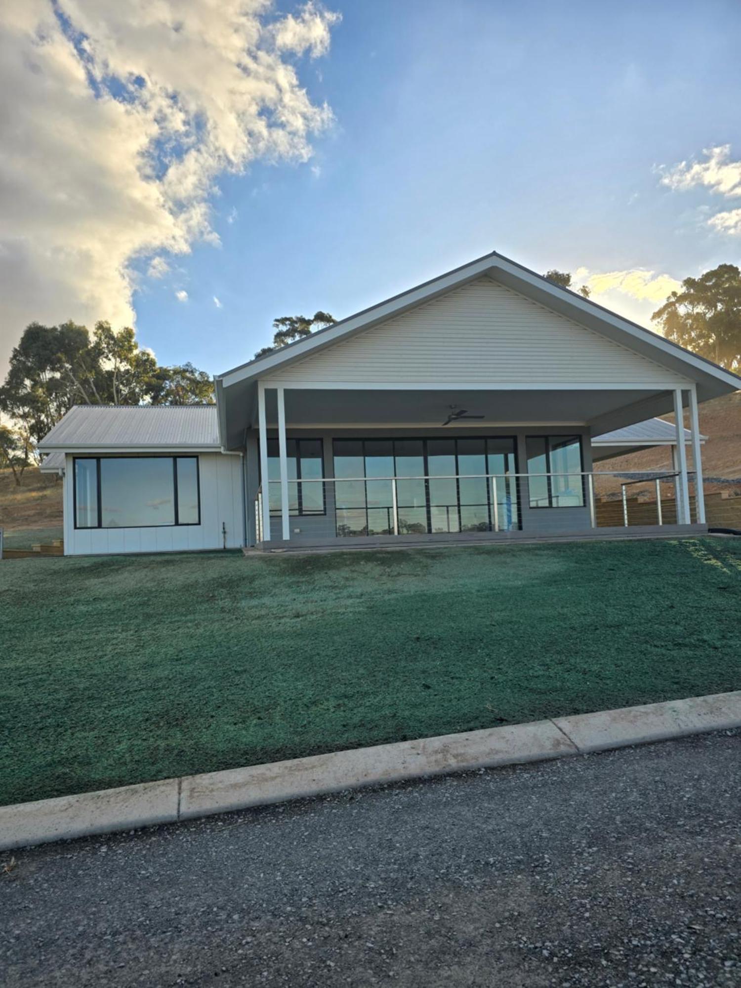 Neagles Retreat Villas Clare Exterior photo