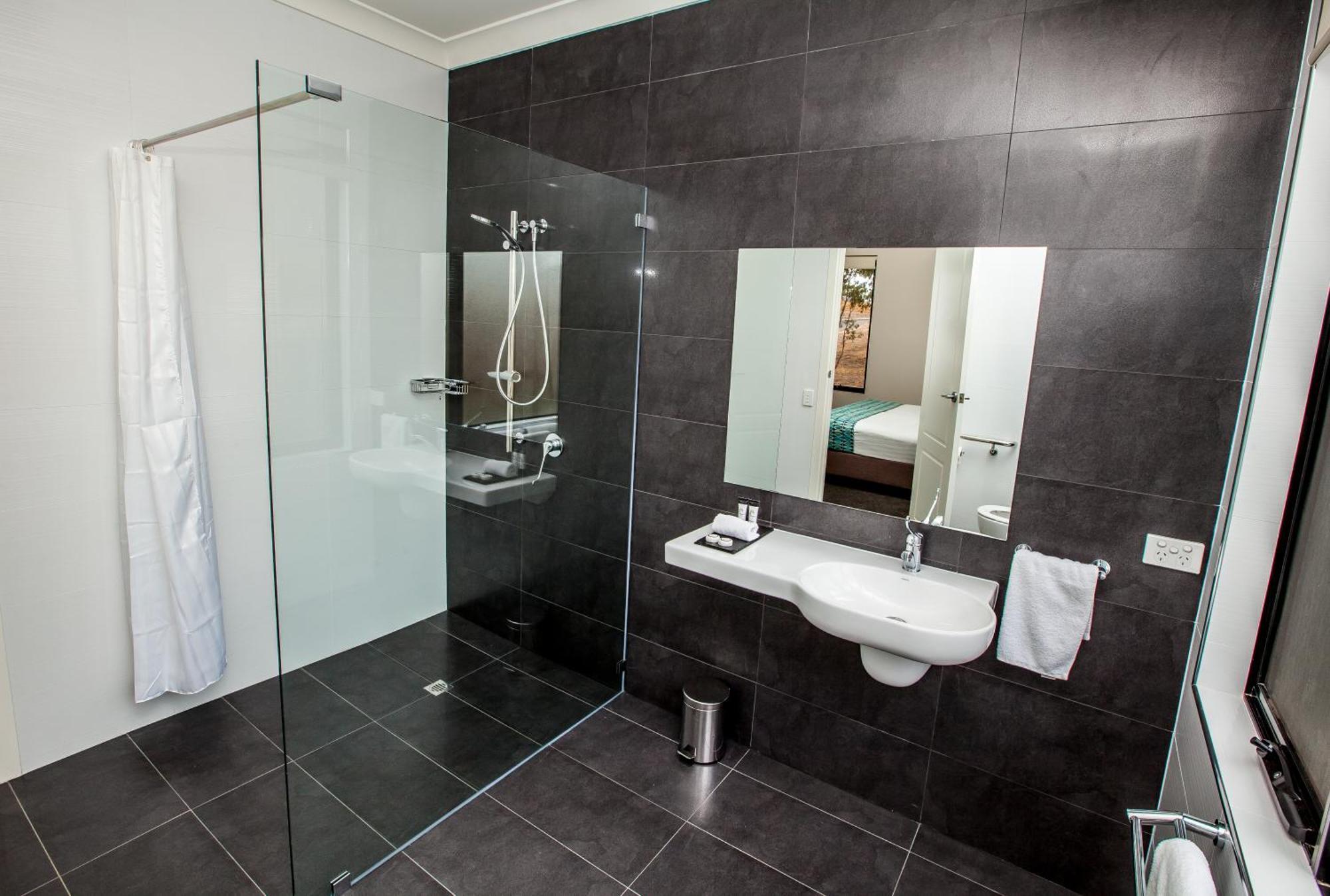 Neagles Retreat Villas Clare Room photo